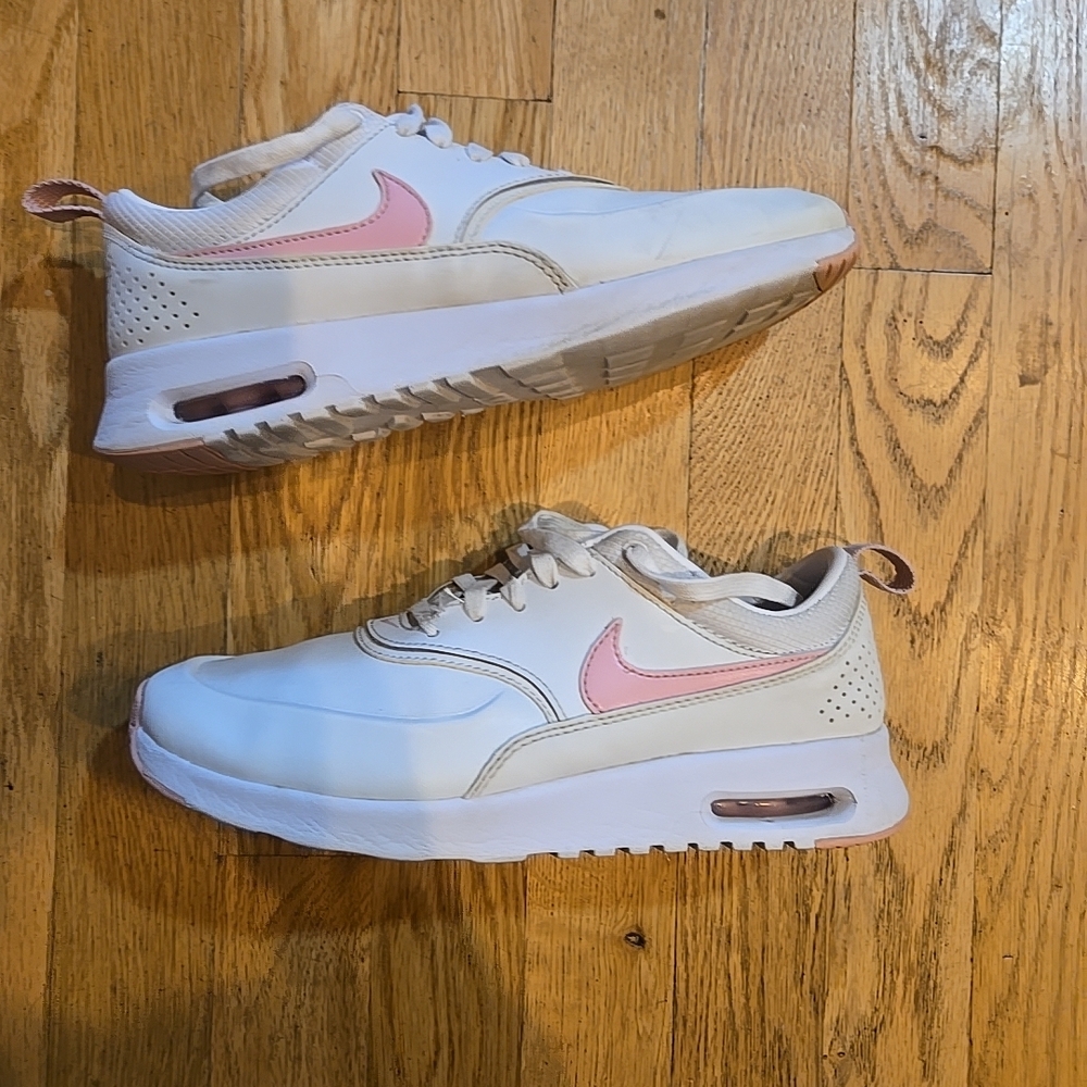 Womens Nike Air Max Thea Size 7